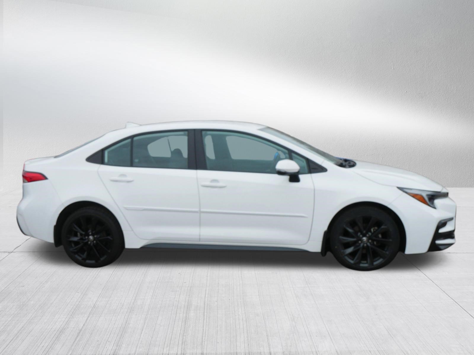 Used 2023 Toyota Corolla SE image 8