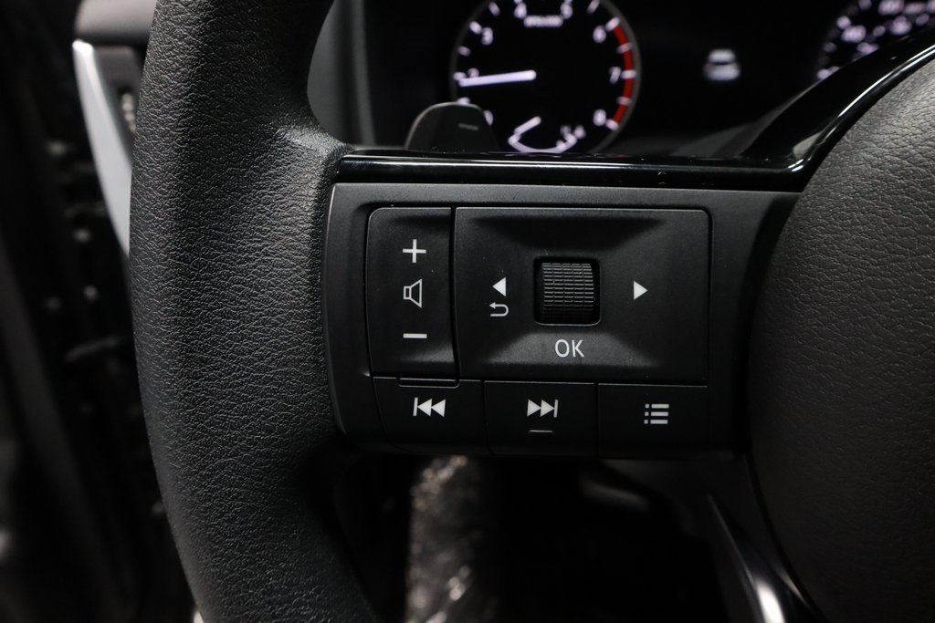 Certified 2023 Nissan Rogue SV image 29