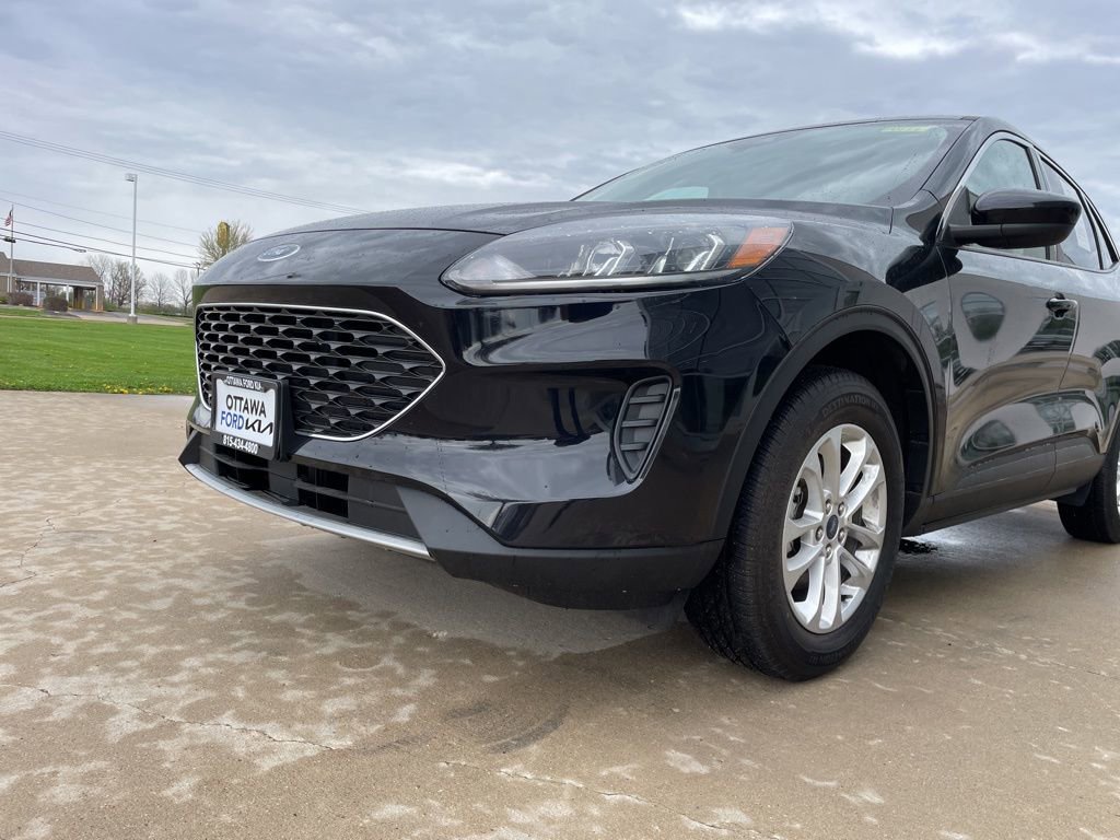 Used 2021 Ford Escape SE AWD/4WD image 14