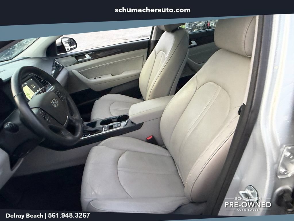 Used 2015 Hyundai Sonata Limited w/ Option Group 06 FWD image 10