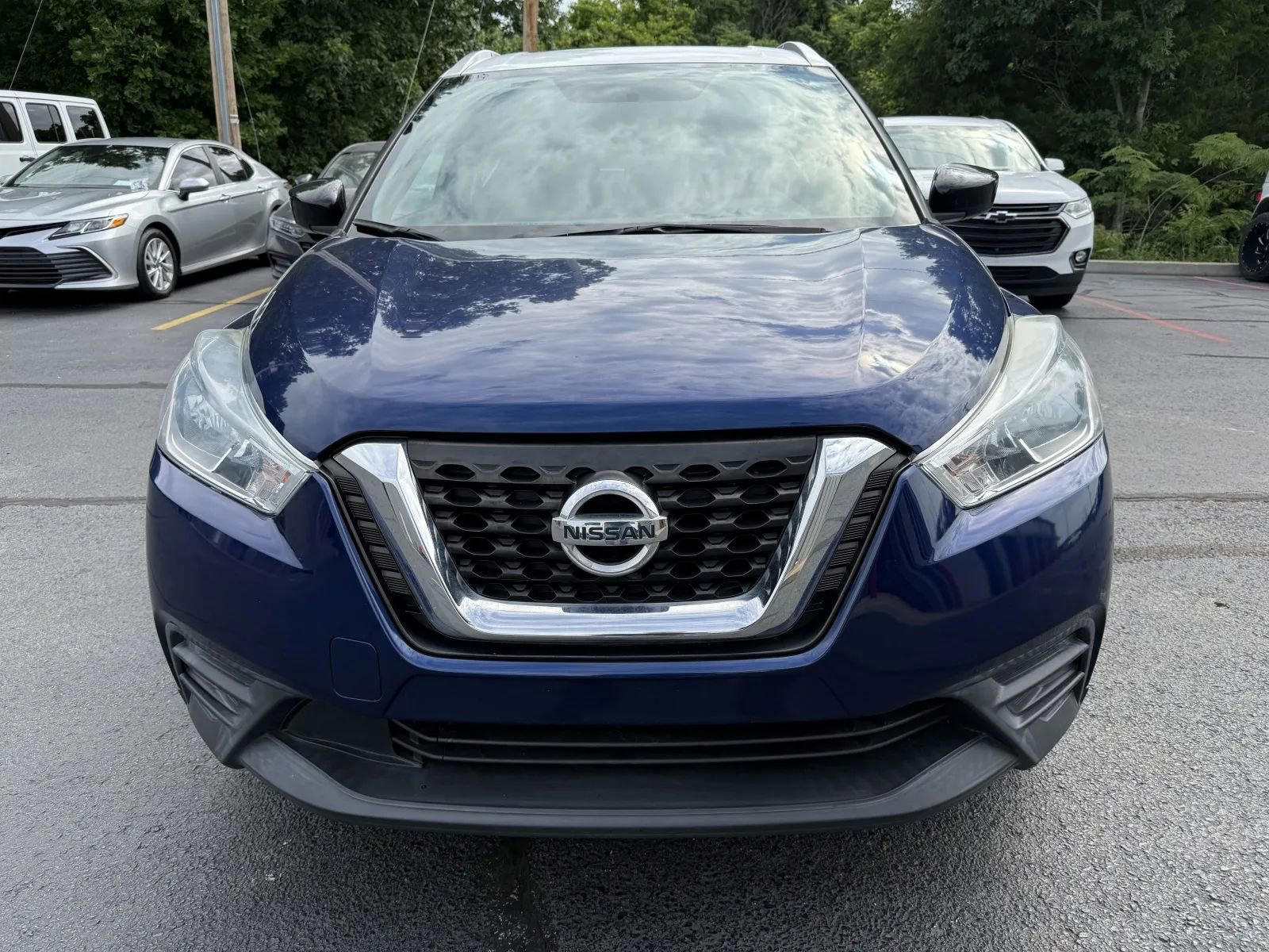 Used 2019 Nissan Kicks SV FWD image 6