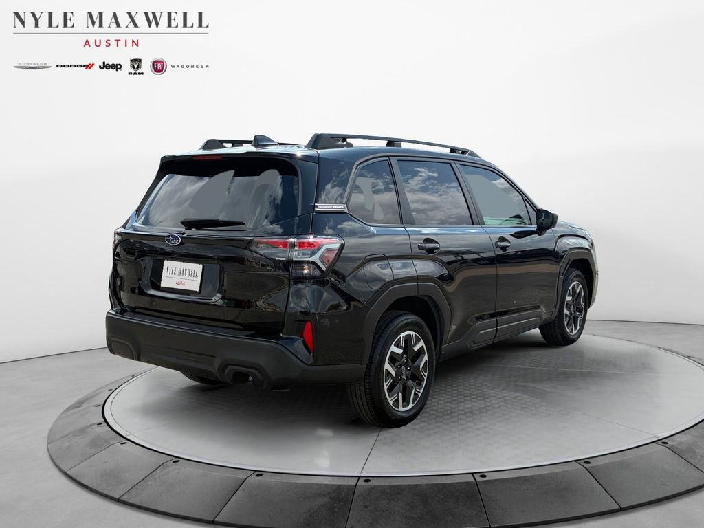 Used 2025 Subaru Forester Premium w/ Convenience Package #1 AWD/4WD image 16