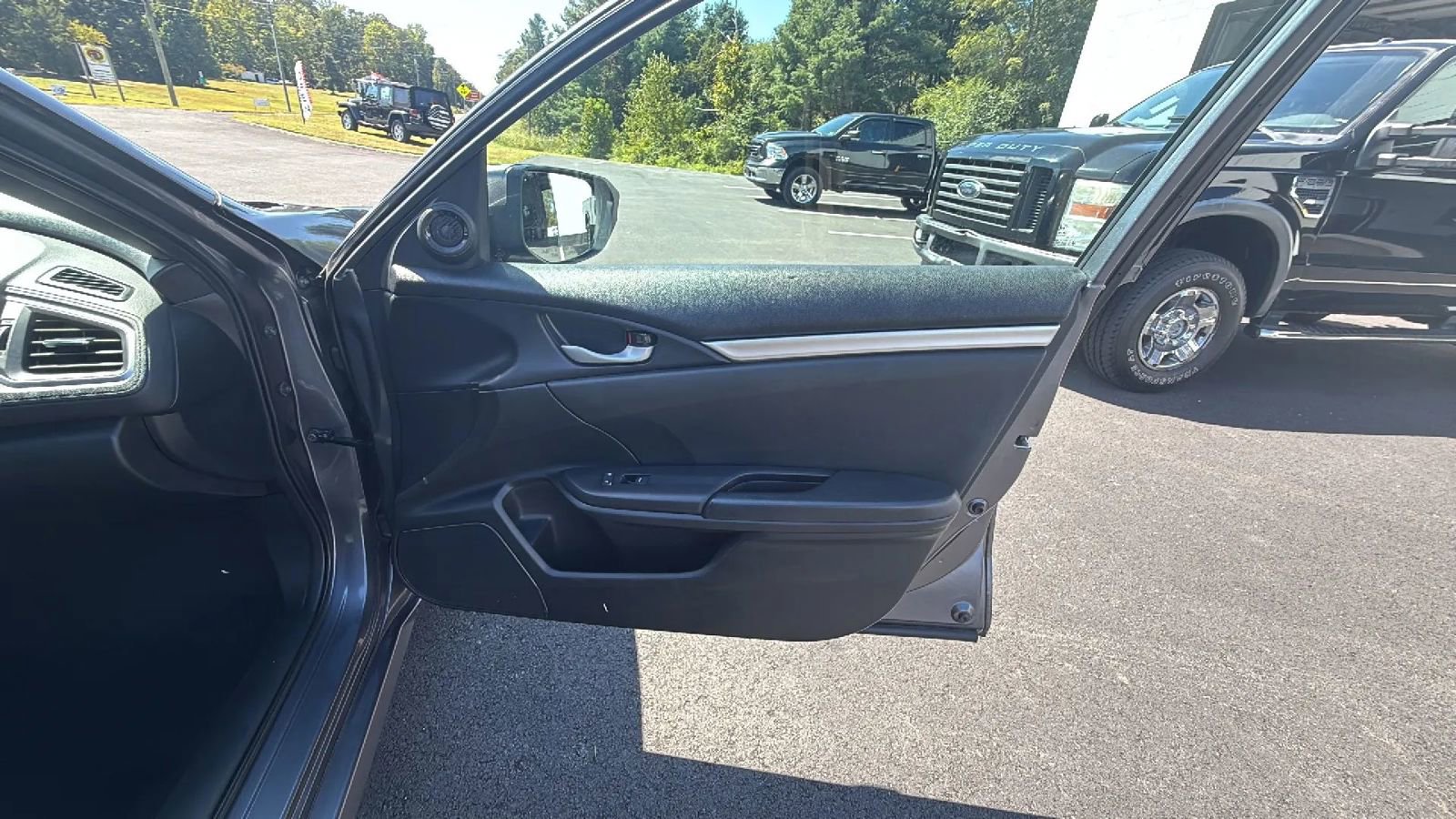Used 2021 Honda Civic Sport image 37