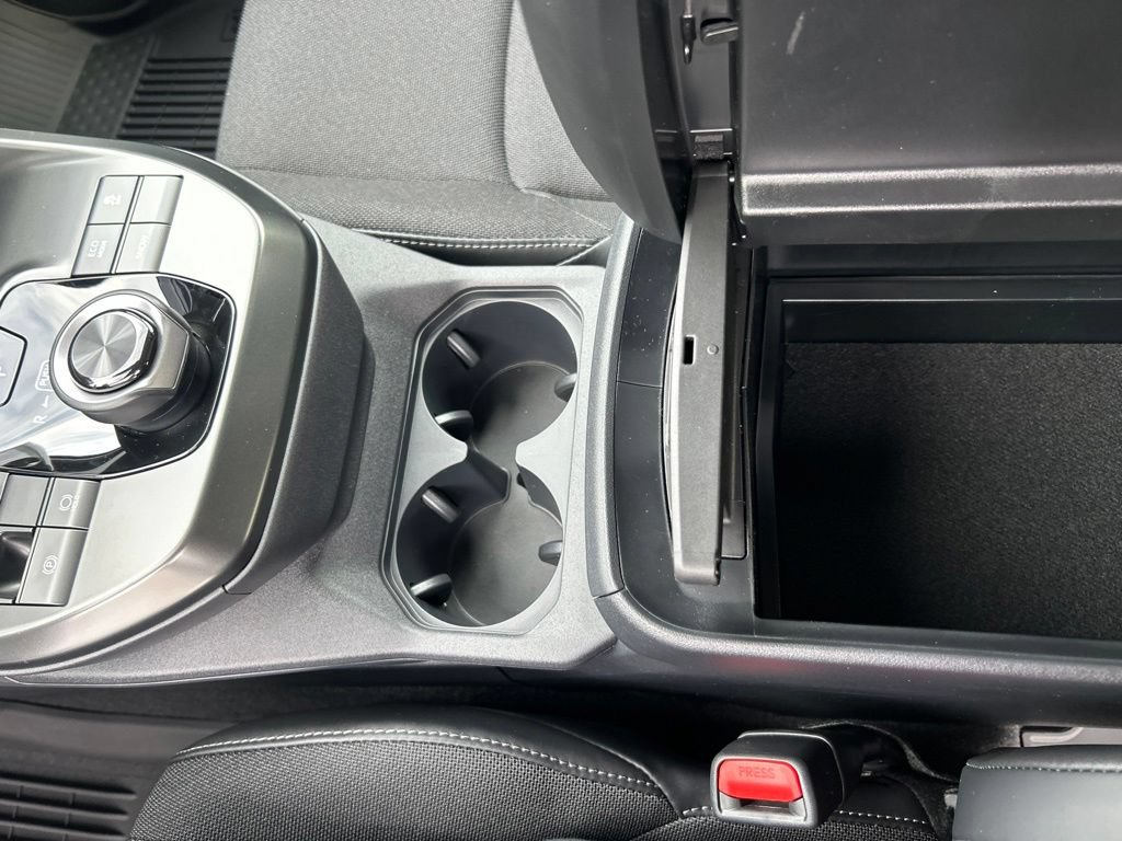 New 2026 Toyota C-HR AWD/4WD image 23