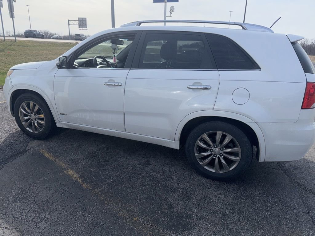 Used 2011 Kia Sorento SX image 1