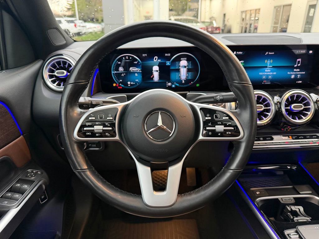 Used 2021 Mercedes-Benz GLB 250 4MATIC image 17