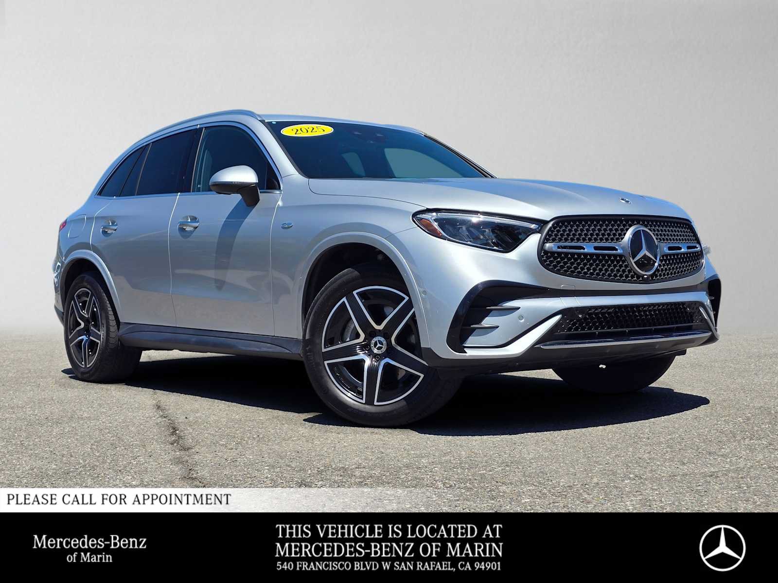 Used 2025 Mercedes-Benz GLC 350e 4MATIC image 1