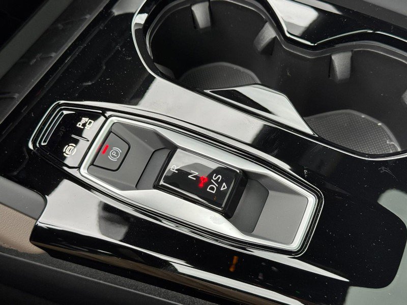 New 2025 Audi Q5 Prestige image 13