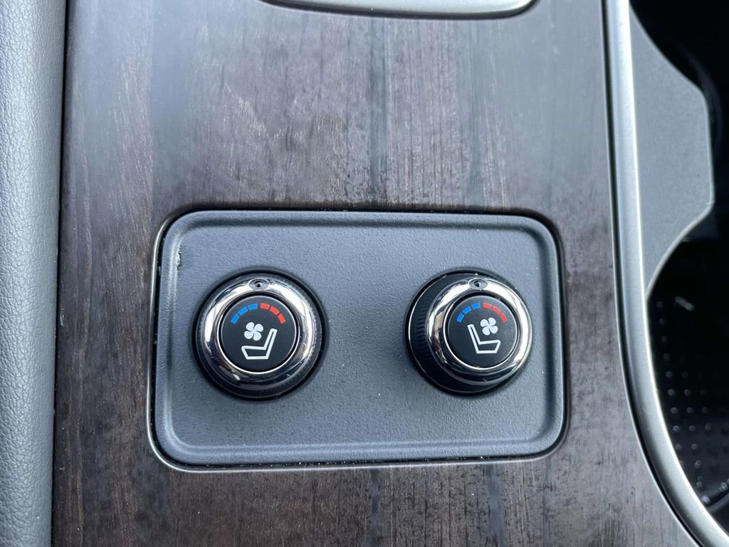 Used 2023 Nissan Murano Platinum w/ Cargo Package FWD image 39