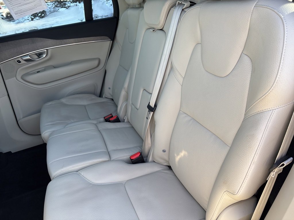 Certified 2023 Volvo XC90 B5 Plus w/ Protection Package Premier image 38