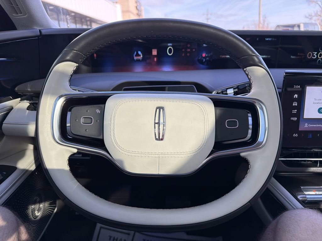 Used 2024 Lincoln Nautilus Black Label AWD/4WD image 11