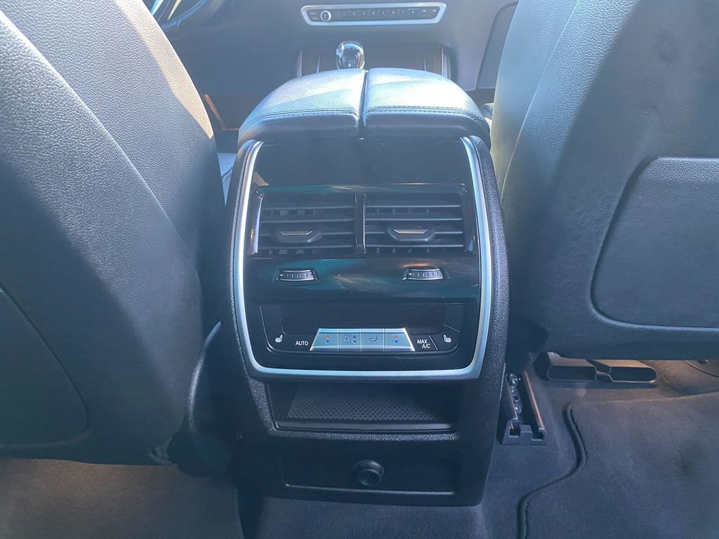 Used 2021 BMW X5 xDrive40i w/ Convenience Package image 28