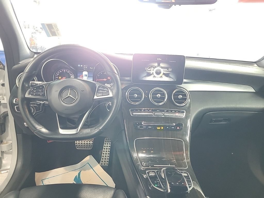 Used 2019 Mercedes-Benz GLC 300 w/ Driver Assistance Package image 3