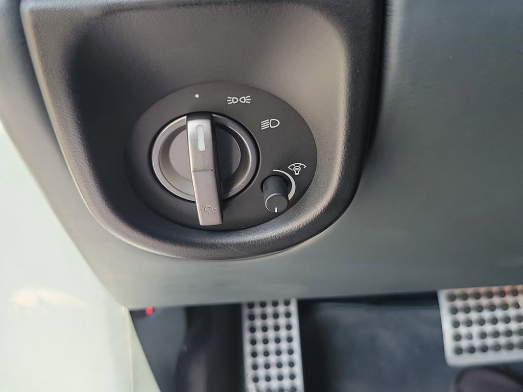 Used 2007 Aston Martin DB9 Volante image 18