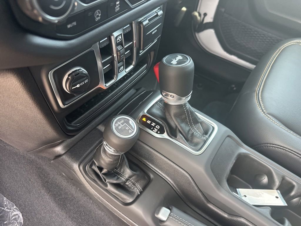 New 2025 Jeep Wrangler Sahara image 26