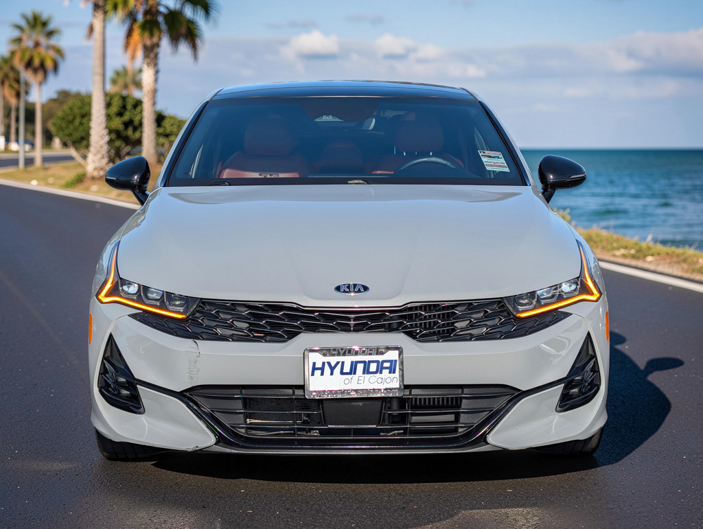 Used 2021 Kia K5 GT-Line w/ GT-Line FWD Premium Package image 4