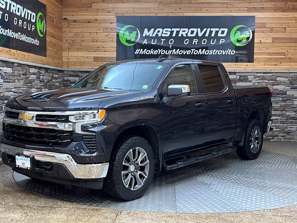 Used 2022 Chevrolet Silverado 1500 LT AWD/4WD image 7
