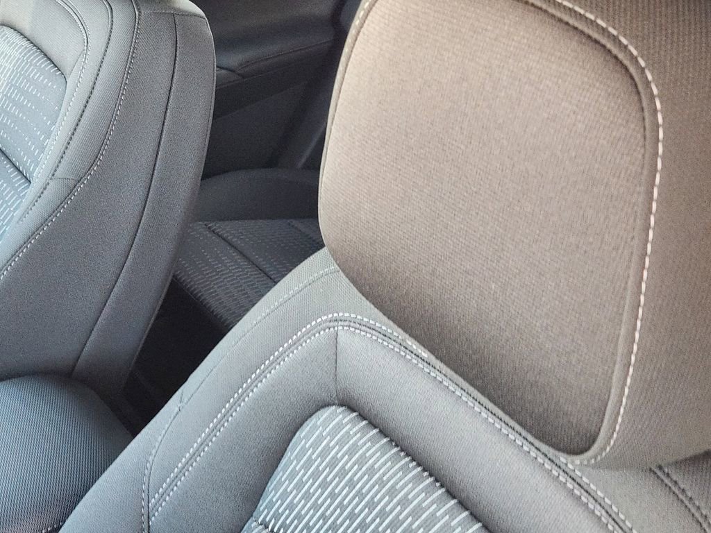 New 2026 Chevrolet Equinox LT image 16