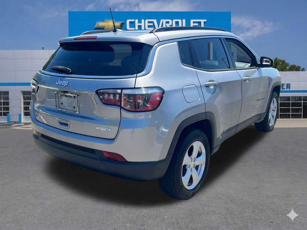 Used 2018 Jeep Compass Latitude w/ Popular Equipment Group AWD/4WD image 6