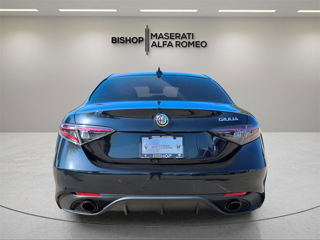 New 2025 Alfa Romeo Giulia w/ Driving Assist Package image 6