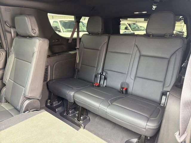 Used 2023 GMC Yukon XL Denali w/ Denali Reserve Package RWD image 44