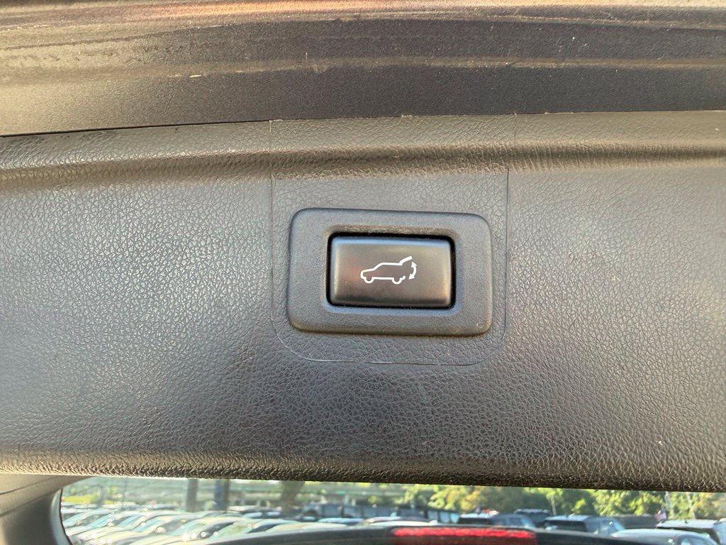 Used 2018 Subaru Outback 2.5i Limited AWD/4WD image 29