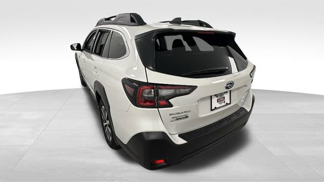 Certified 2025 Subaru Outback Premium image 5