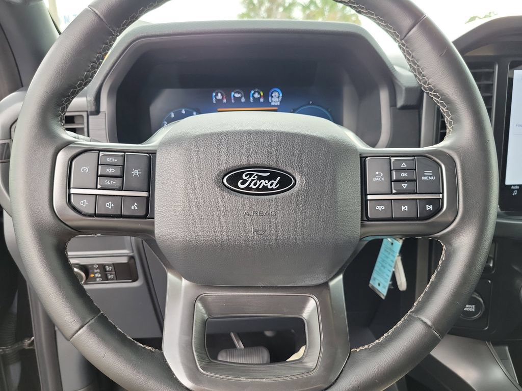 Used 2024 Ford F150 XLT w/ XLT Black Appearance Package RWD image 17