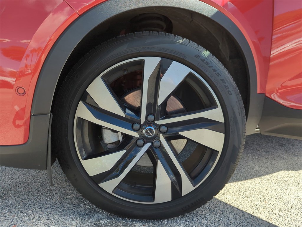 Used 2023 Volvo XC40 B4 Plus w/ Driver Assist Package image 44