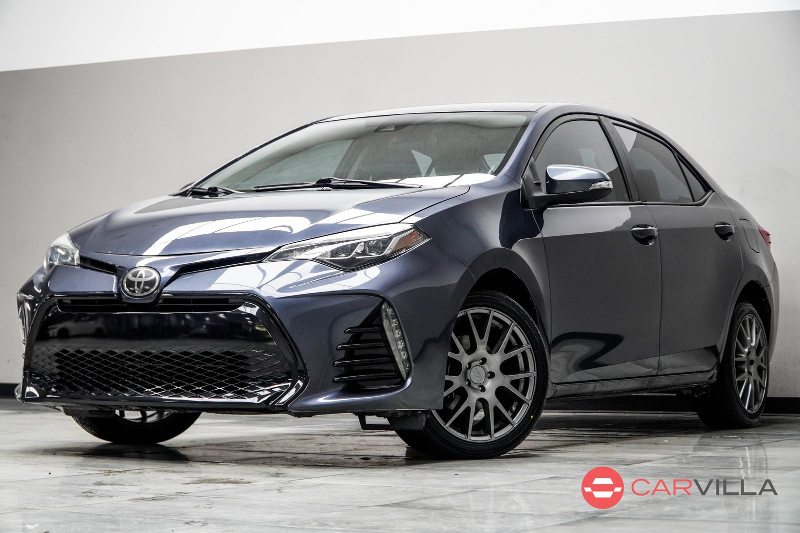 Used 2018 Toyota Corolla SE image 1