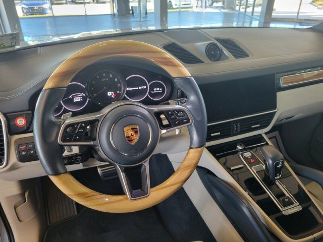 Used 2022 Porsche Cayenne GTS image 15