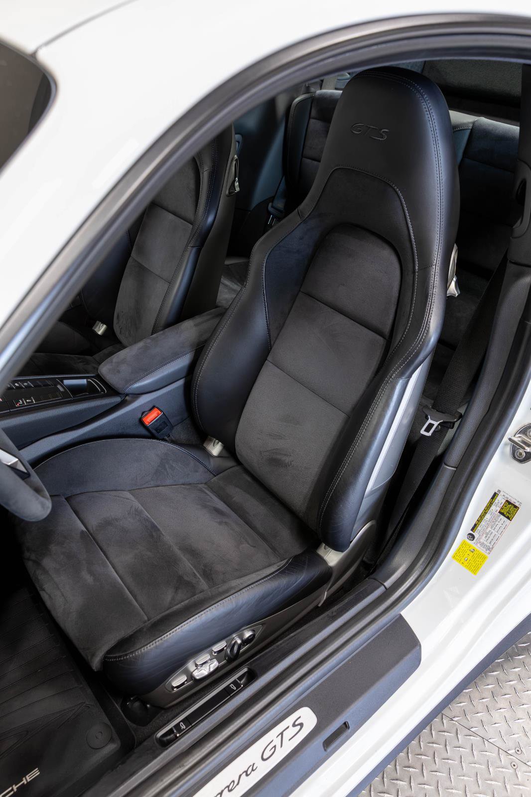 Used 2019 Porsche 911 Carrera GTS RWD image 89