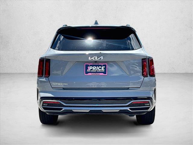 Used 2023 Kia Sorento SX FWD image 4