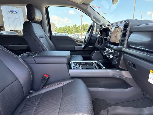 New 2025 Ford F350 Lariat w/ Lariat Ultimate Package image 16