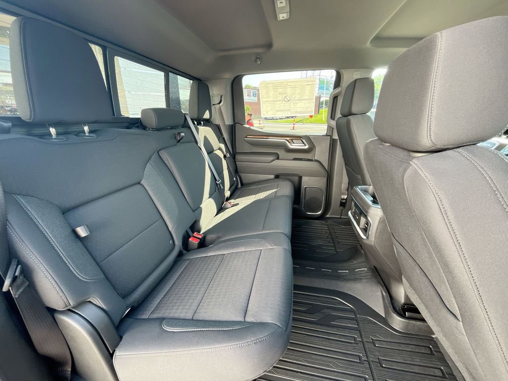Used 2025 GMC Sierra 1500 Elevation w/ Preferred Package AWD/4WD image 41