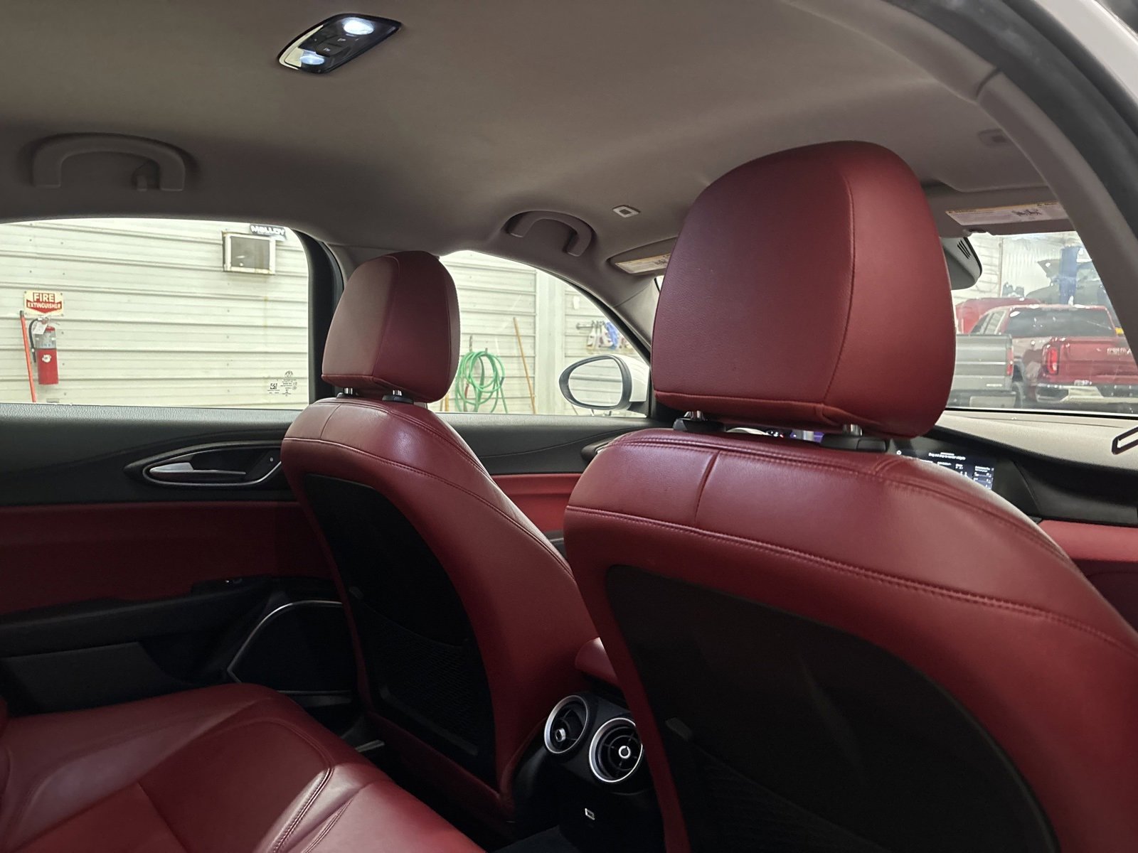 Used 2020 Alfa Romeo Giulia Ti image 32