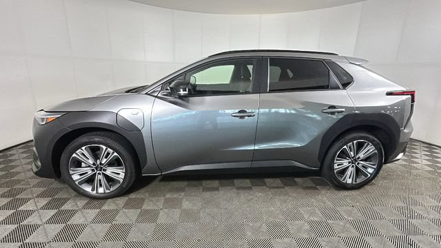 Used 2023 Subaru Solterra AWD image 6