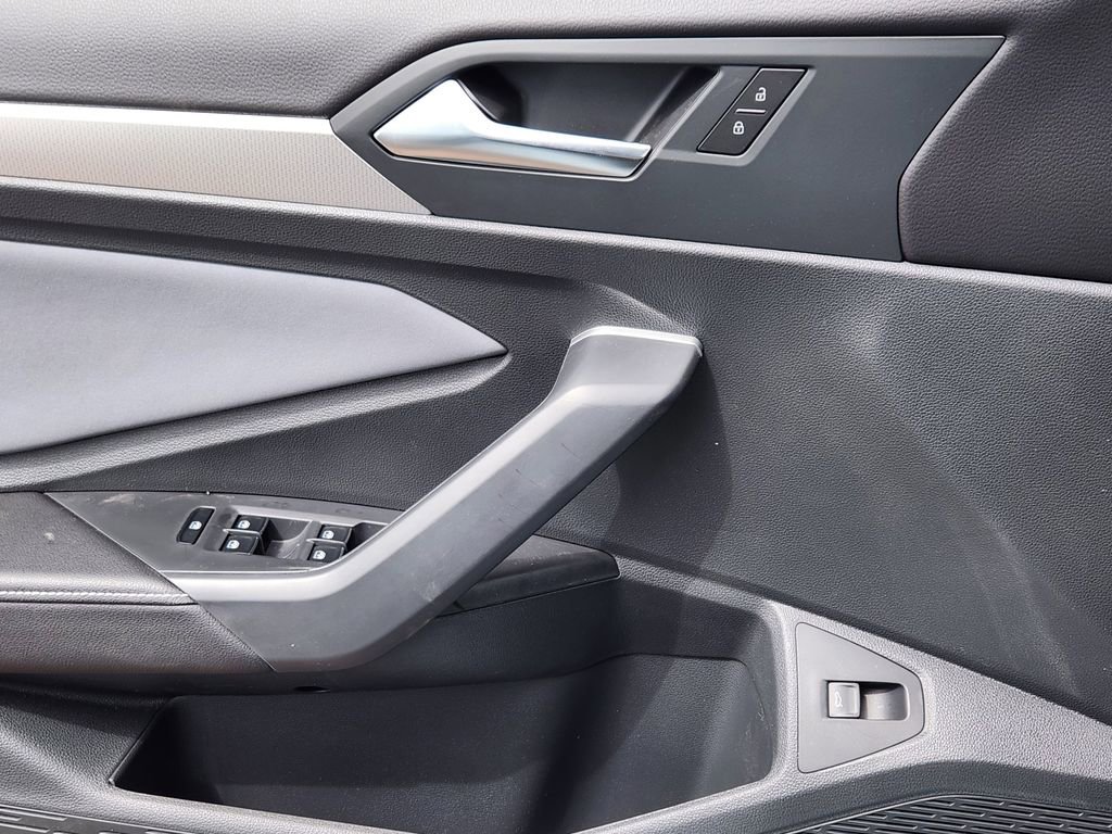 New 2026 Volkswagen Jetta SE image 13