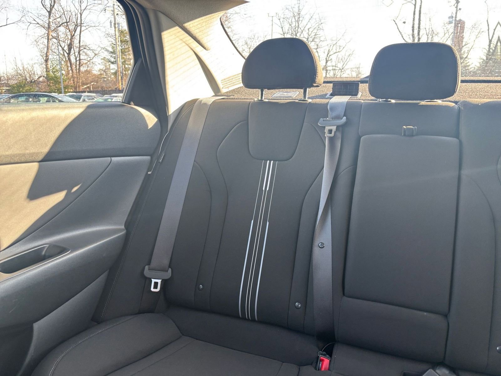 Used 2025 Hyundai Elantra SEL image 38