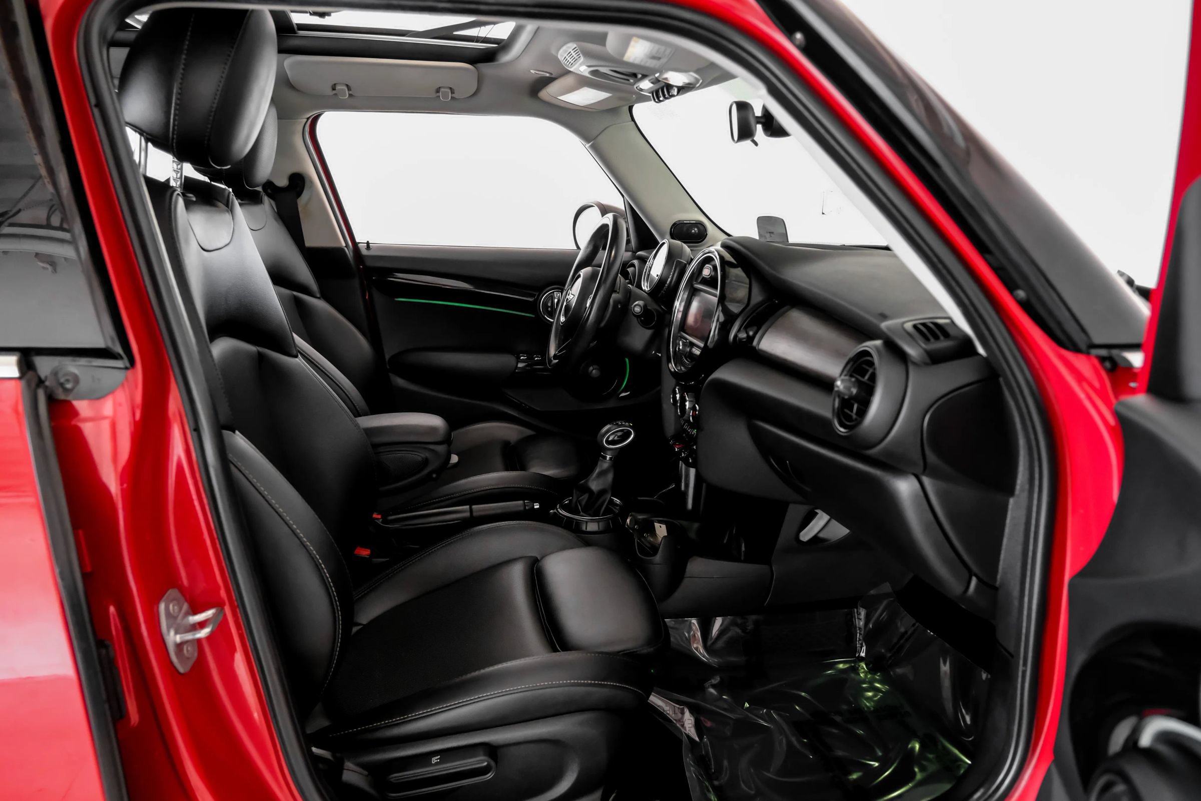 Used 2016 MINI Cooper S FWD image 32