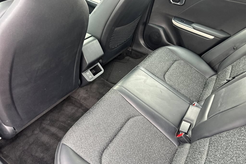 Used 2025 Kia K4 GT-Line Turbo w/ GT-Line Sunroof Package FWD image 13