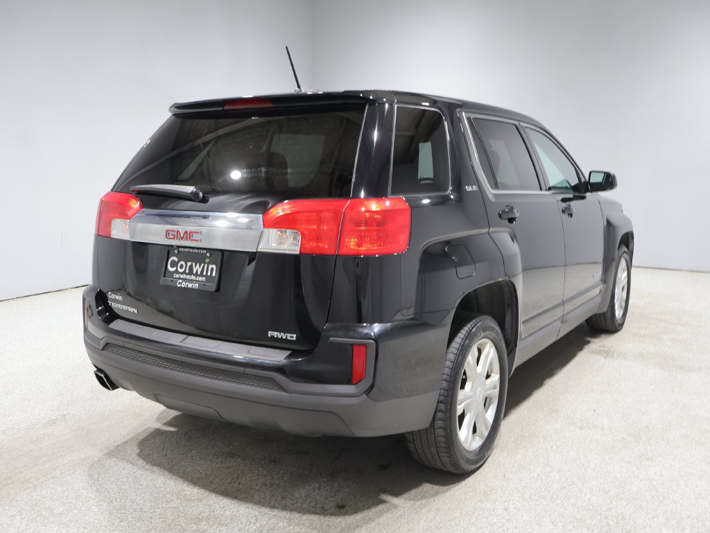 Used 2017 GMC Terrain SLE AWD/4WD image 2