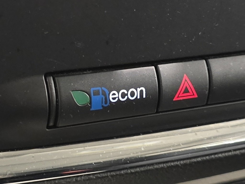 Used 2019 Dodge Grand Caravan SE w/ UConnect Hands-Free Group image 7