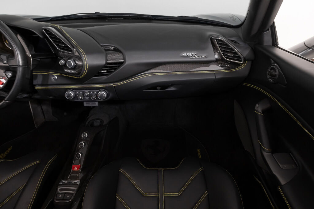 Used 2017 Ferrari 488 Spider RWD image 40