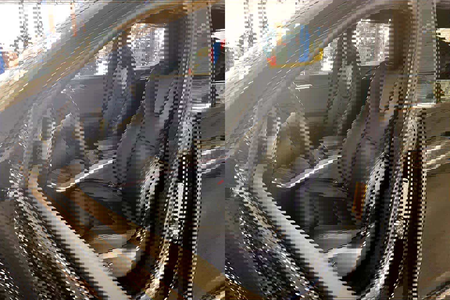 Used 2024 Tesla Model S image 7