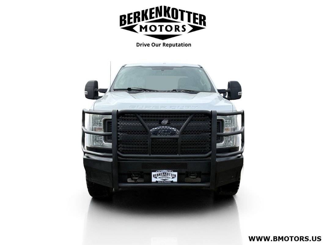 Used 2017 Ford F250 XL w/ Power Equipment Group AWD/4WD image 8