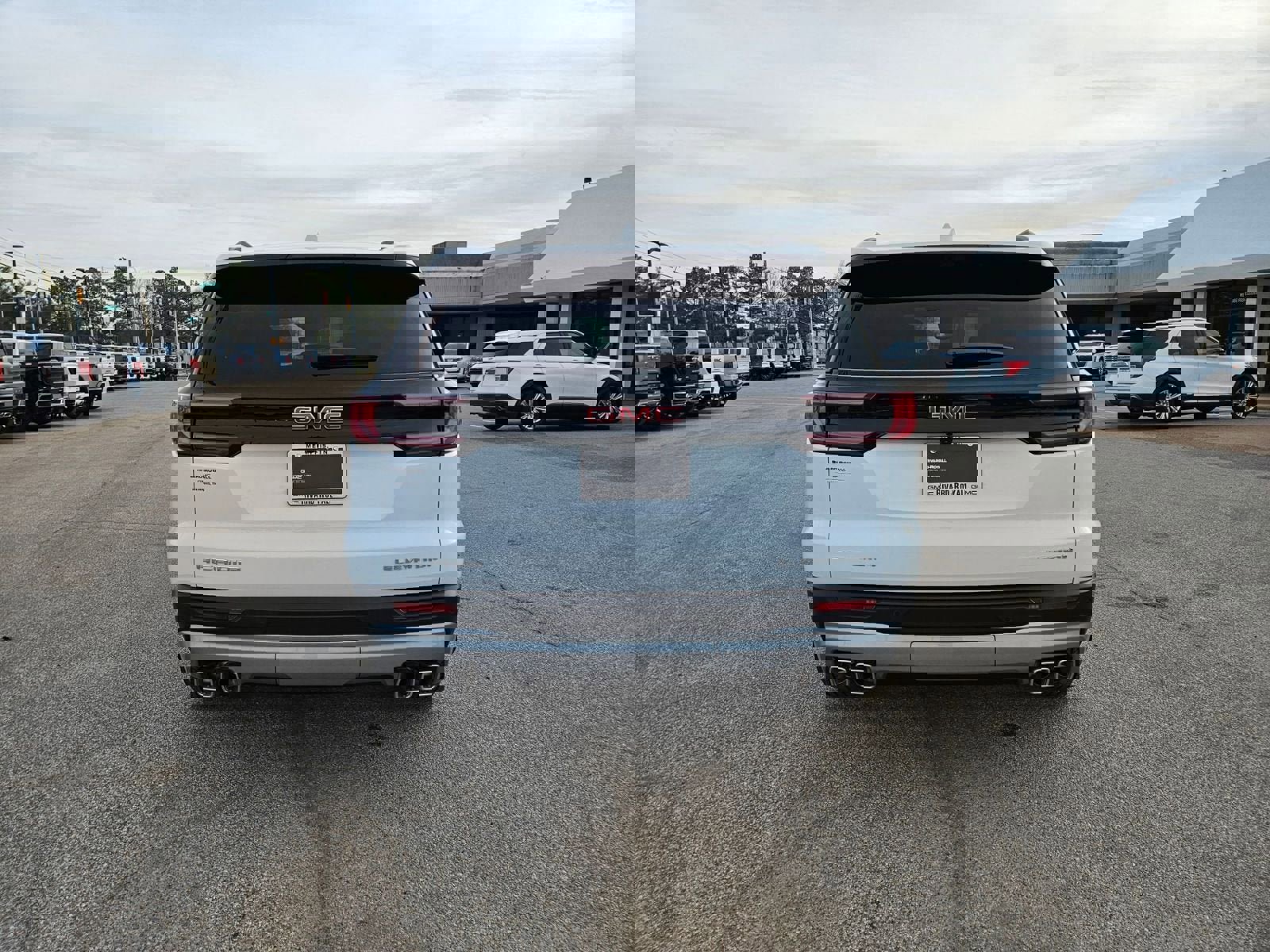 New 2026 GMC Acadia Elevation image 5