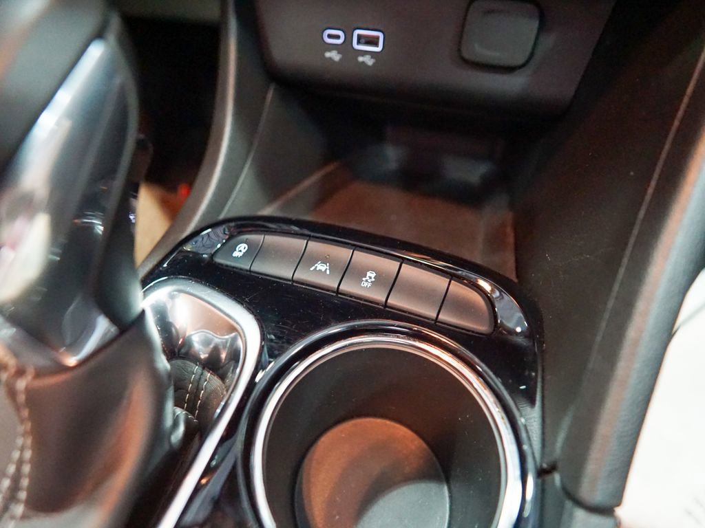 Used 2024 Buick Encore GX Sport Touring image 25