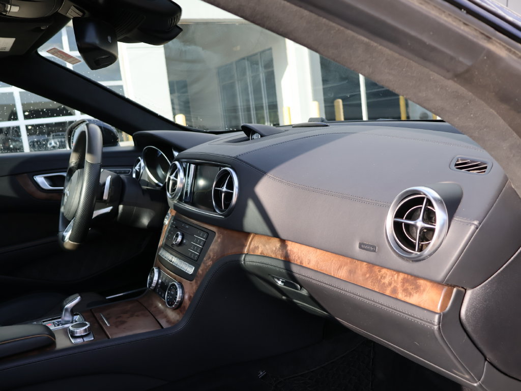 Certified 2020 Mercedes-Benz SL 550 image 13