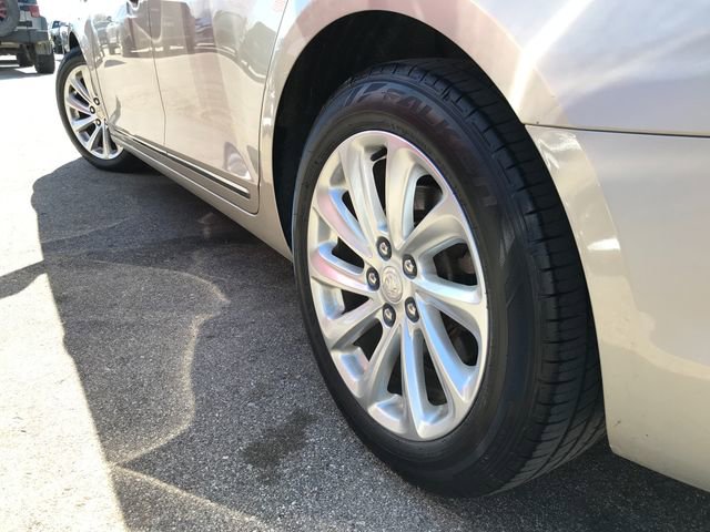 Used 2015 Buick LaCrosse Leather FWD image 10